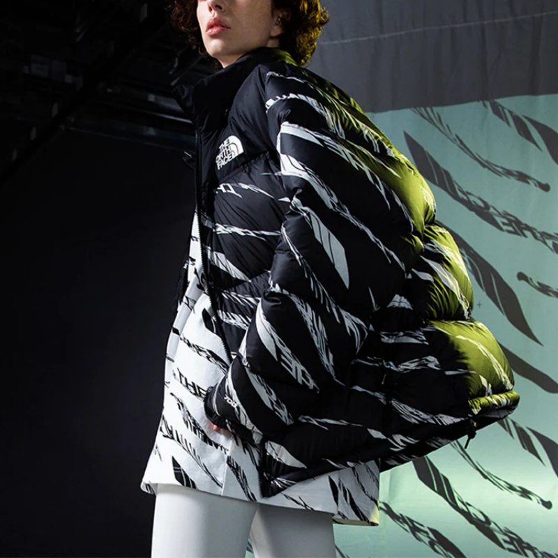 THE NORTH FACE ゼブラ柄 ダウンパーカー