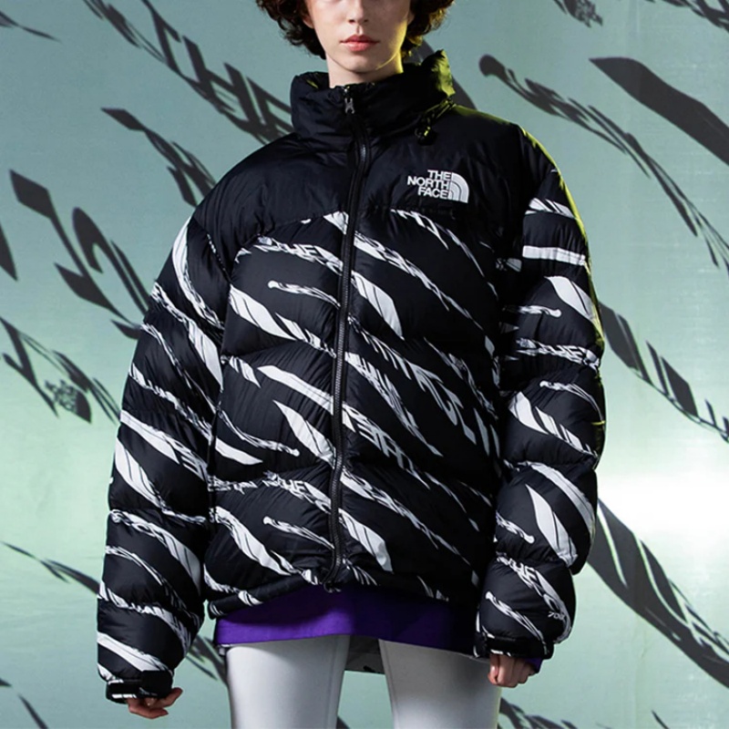 THE NORTH FACE ゼブラ柄 ダウンパーカー